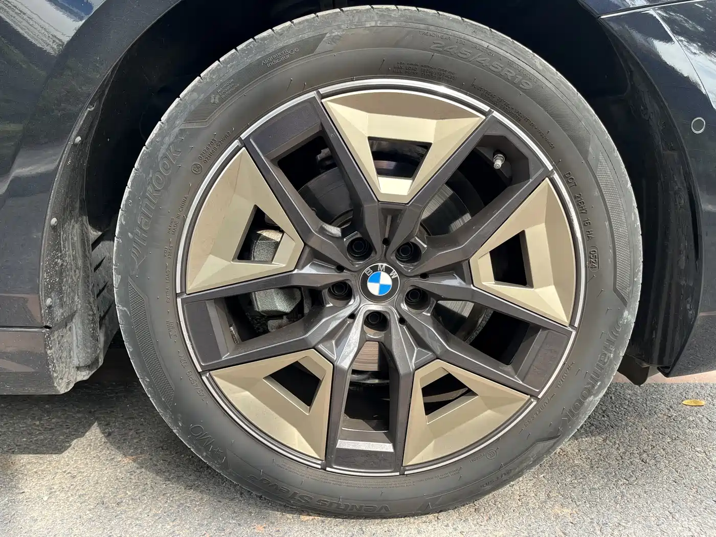 BMW 5 Series 2024 525Li M Sport Package фото 28