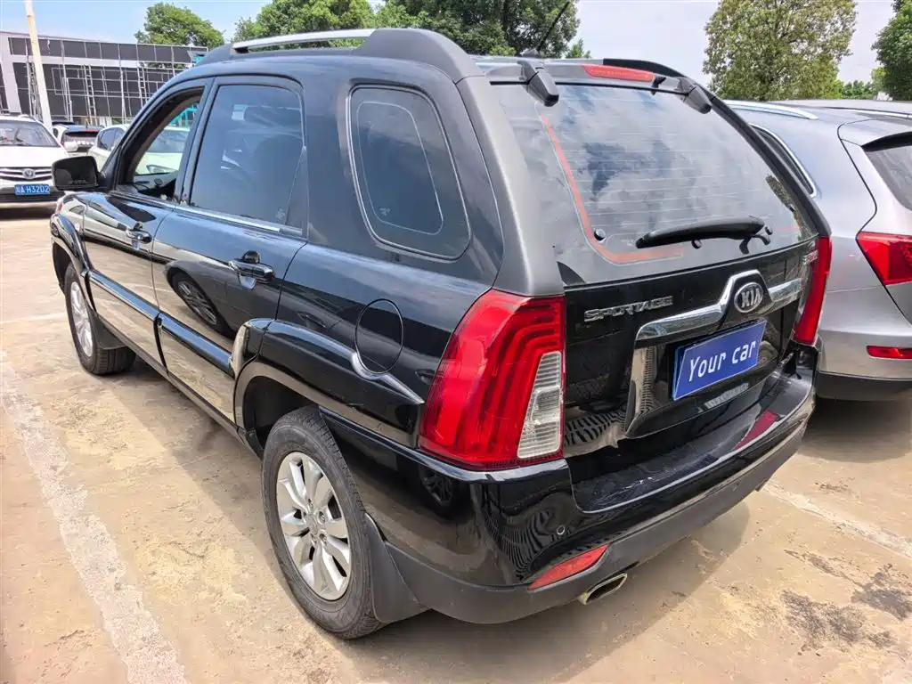 Kia Sportage 2013 2.0L Automatic 2WD GL фото 4
