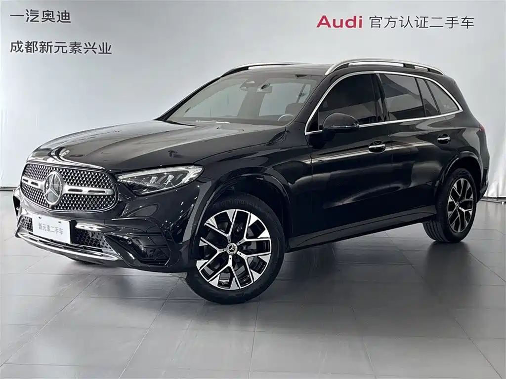 MERCEDES-BENZ GLC