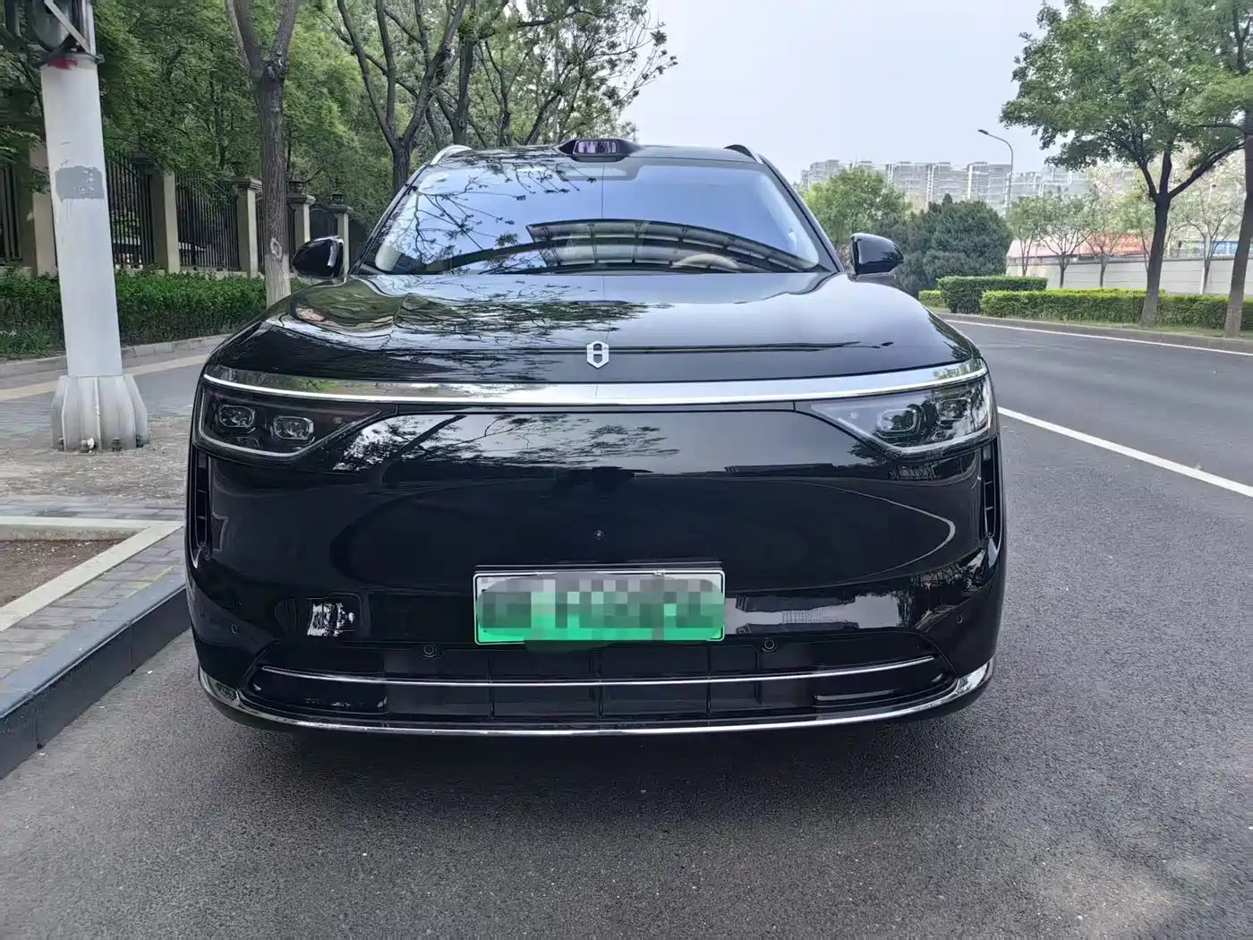 AITO Wenjie AITO M8 2025 Extended Range Ultra 53.4kWh 6-Seater фото 2