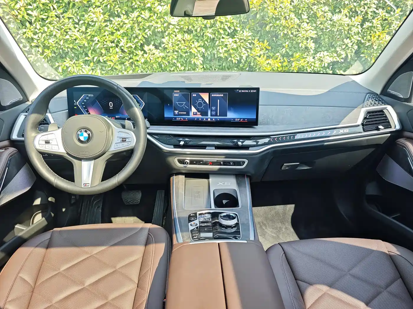 BMW X5 2023 xDrive 30Li Premium M Sport Package фото 15