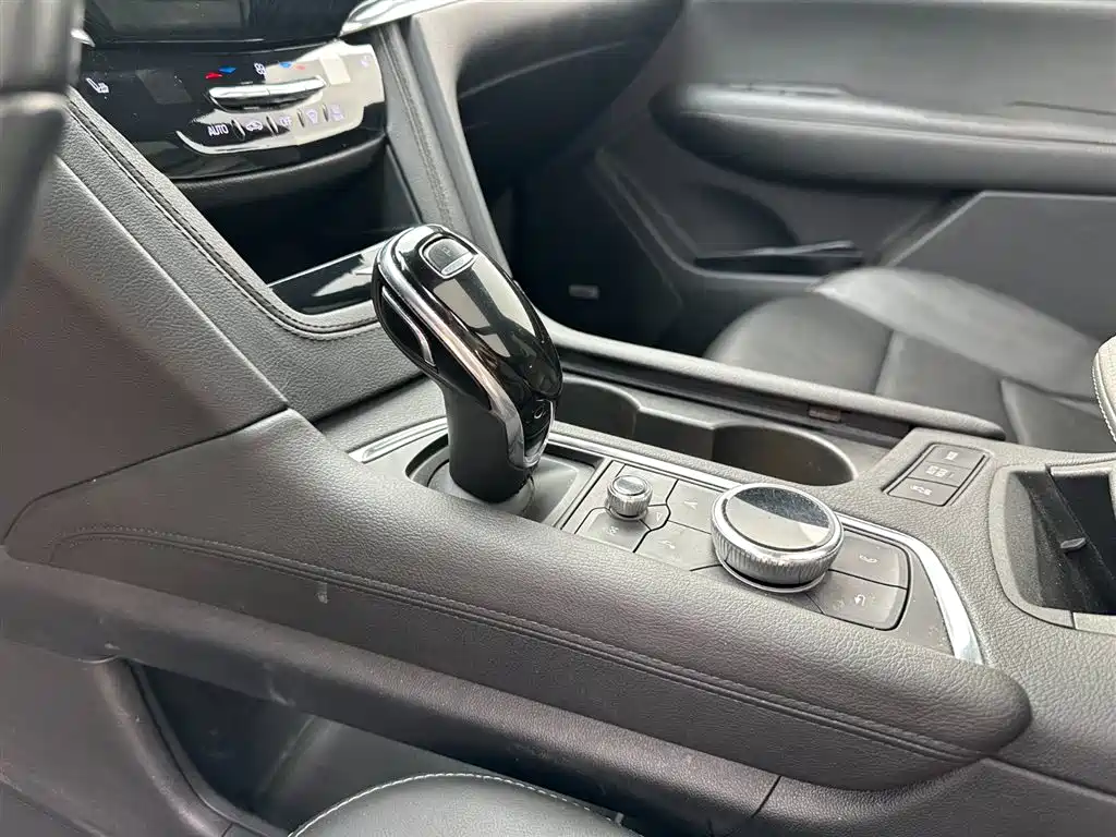 Cadillac XT6 2020 28T 6-Seater 4WD Luxury Model фото 15