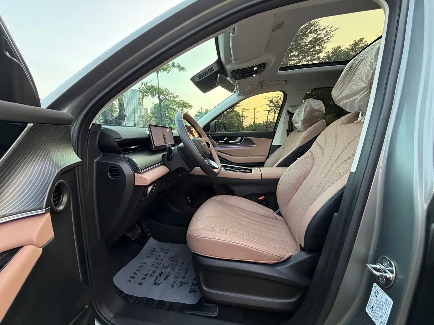 Chery Tiggo 8L 2024 2024 Model 2.0T 2WD Luxury 5-Seater