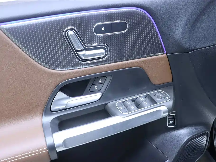 Mercedes-Benz GLB 2023 GLB 220 Style фото 12