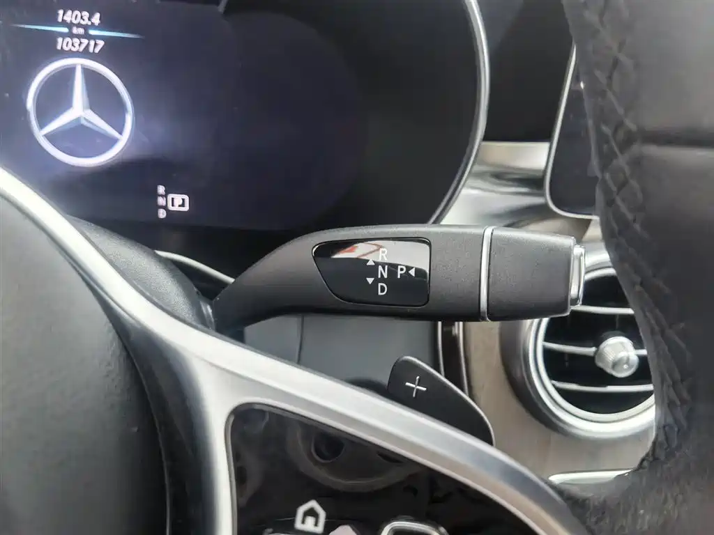 Mercedes-Benz GLC 2021 GLC 260 L 4MATIC Luxury фото 13