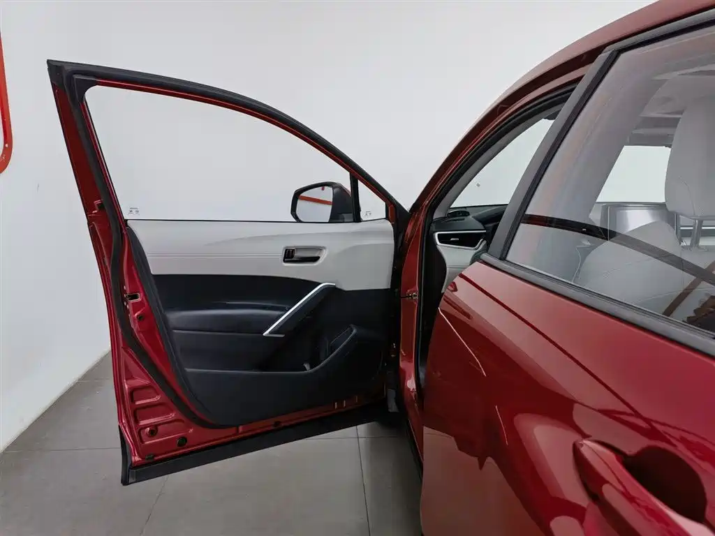 Toyota Frontlander 2022 2.0L CVT Leading Edition фото 8
