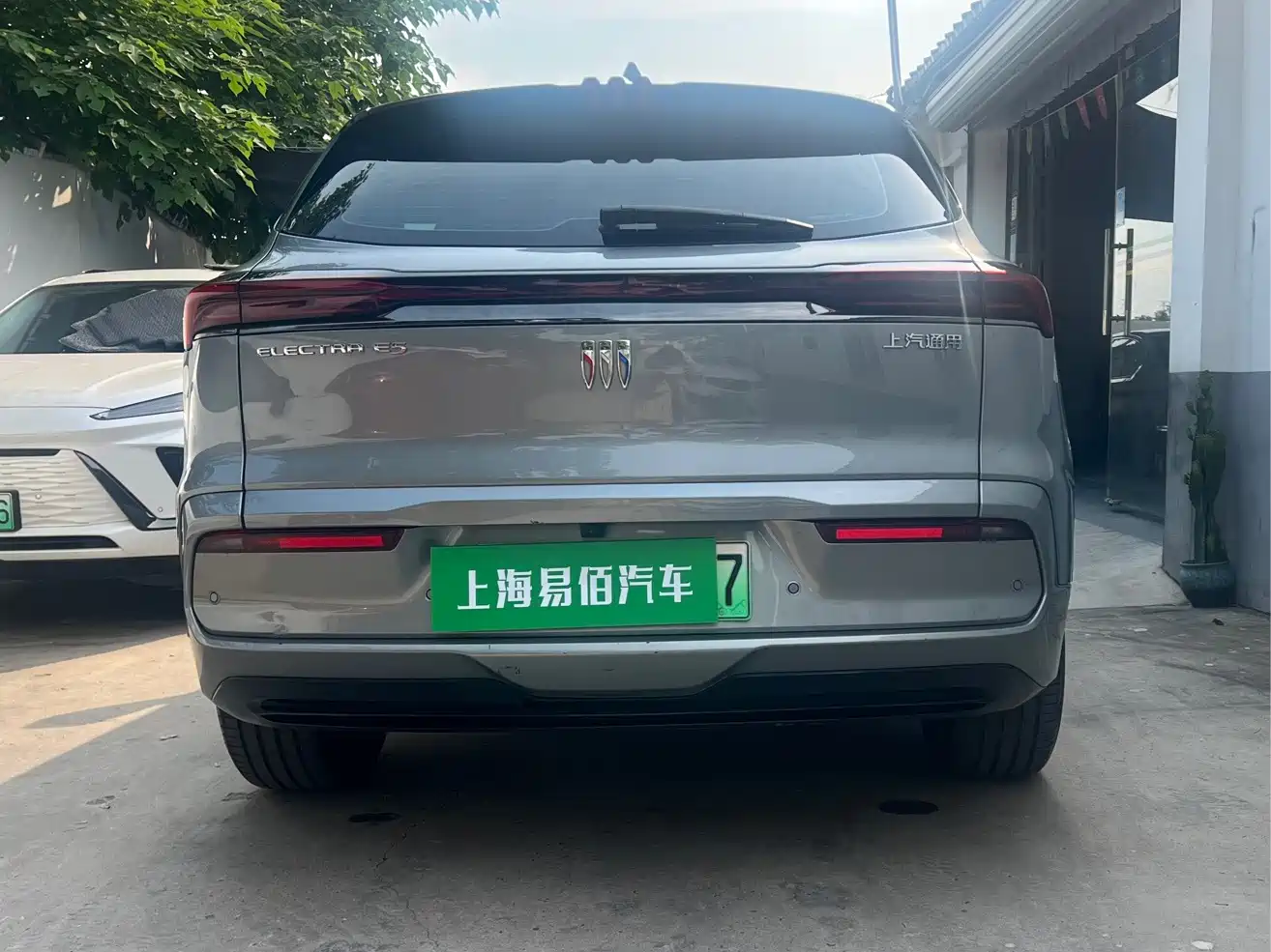 Buick E5 2023 2023 Premium Standard Range Edition