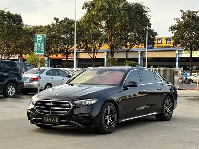 Mercedes-Benz E-Class 2024 E 300 L Fashion