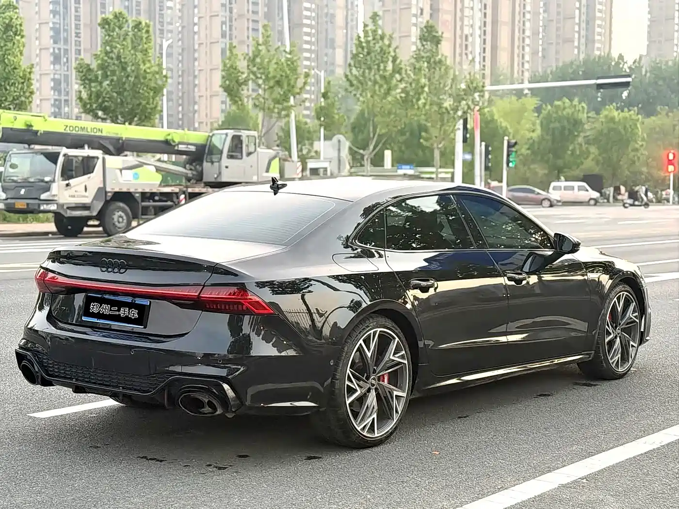 Audi A7L 2023 45 TFSI quattro S-line Black Warrior Edition фото 18