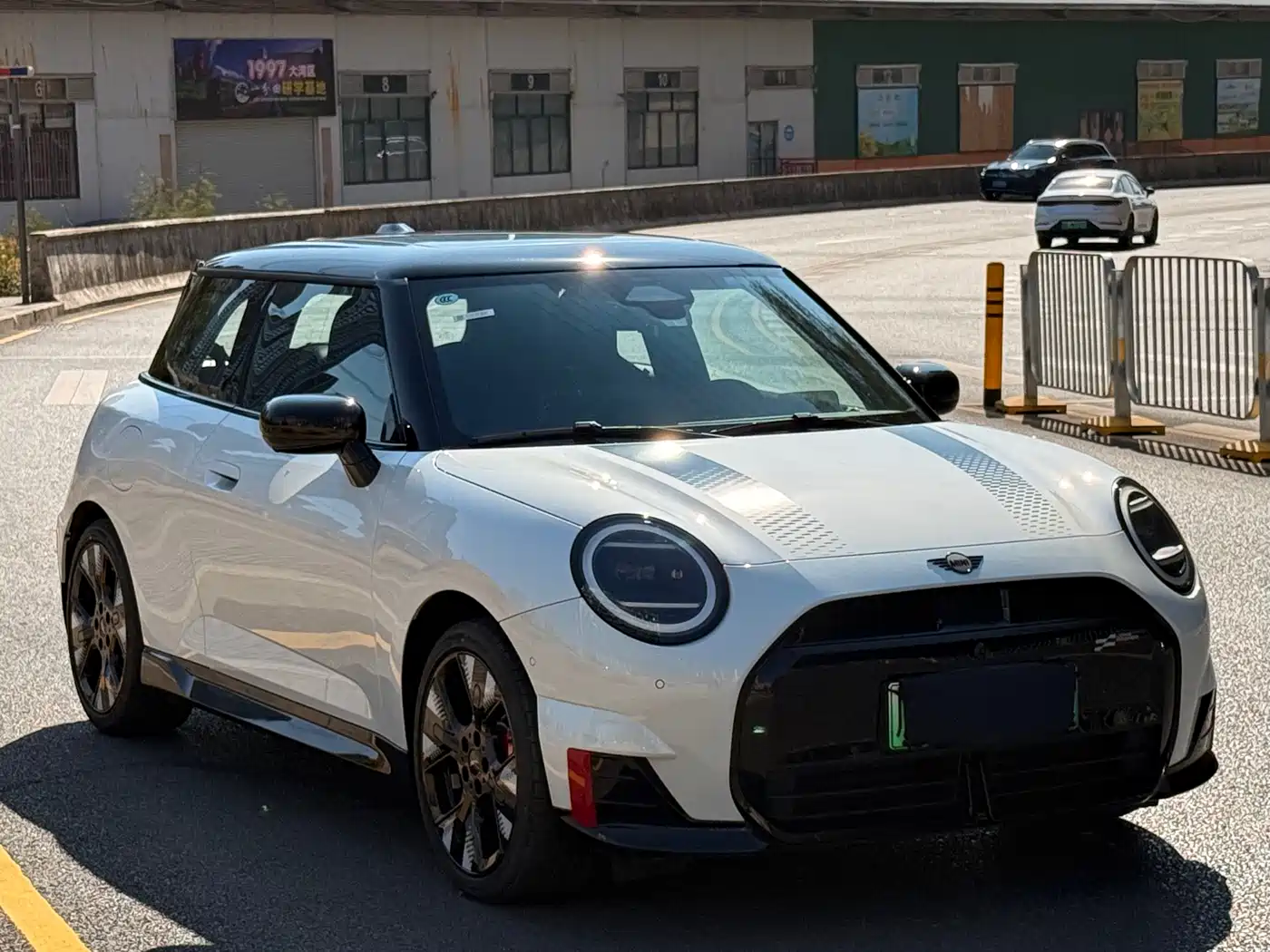 MINI ELECTRIC  JCW