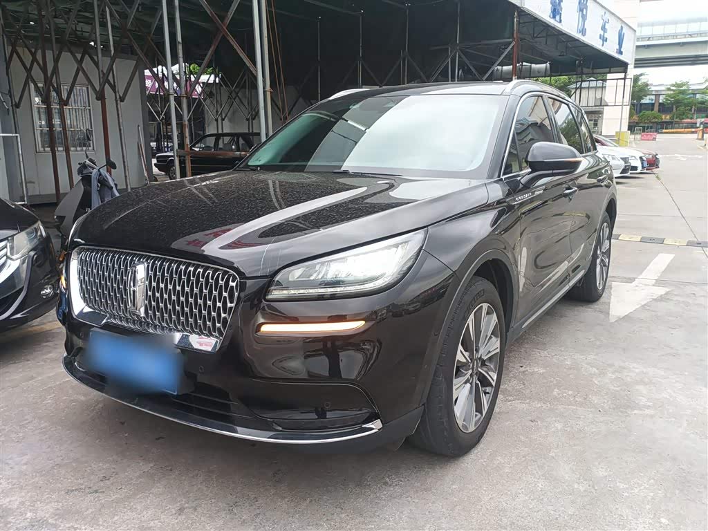 Lincoln Adventurer