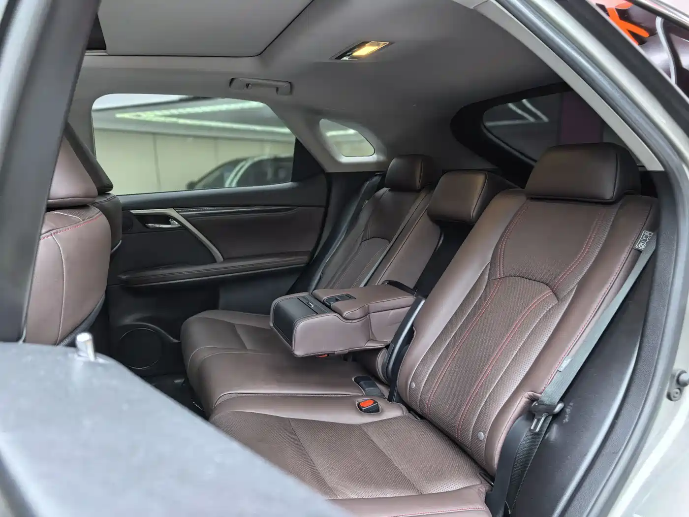 Lexus RX 2020 Facelift 300 AWD Elegance Edition фото 30