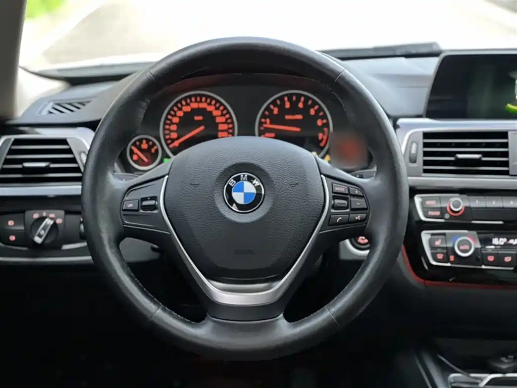 BMW 3 Series 2018 320Li Fashion Style фото 17