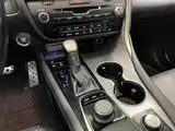 Фото 17 - Lexus RX