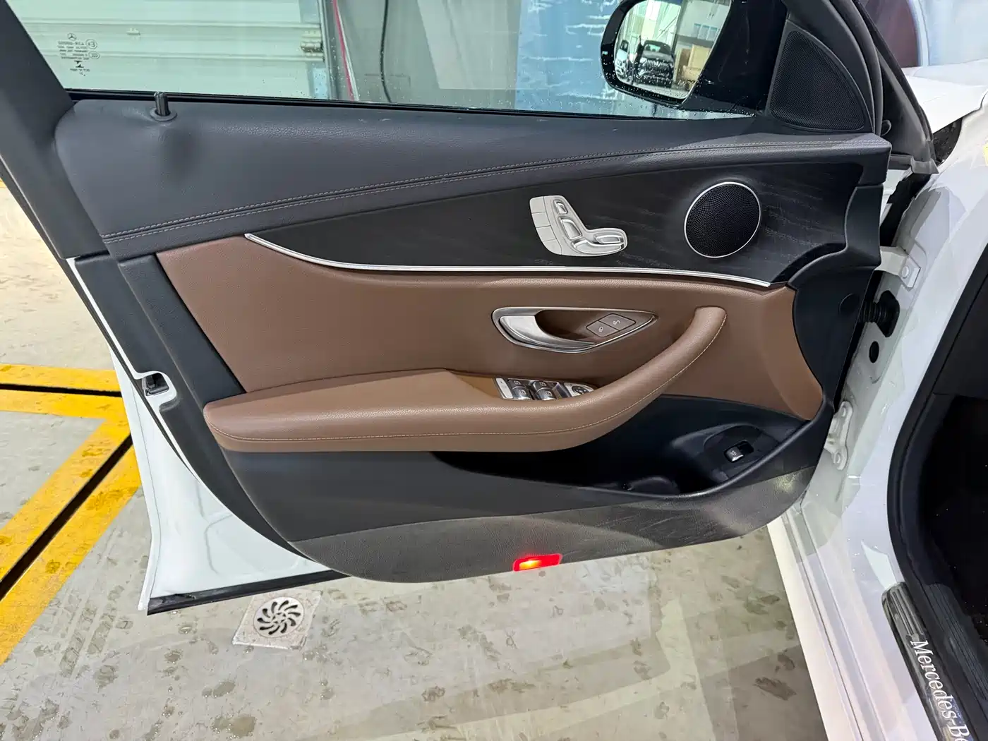 Mercedes-Benz E-Class (Import) 2021 E 260 Fashion Sport Edition фото 3