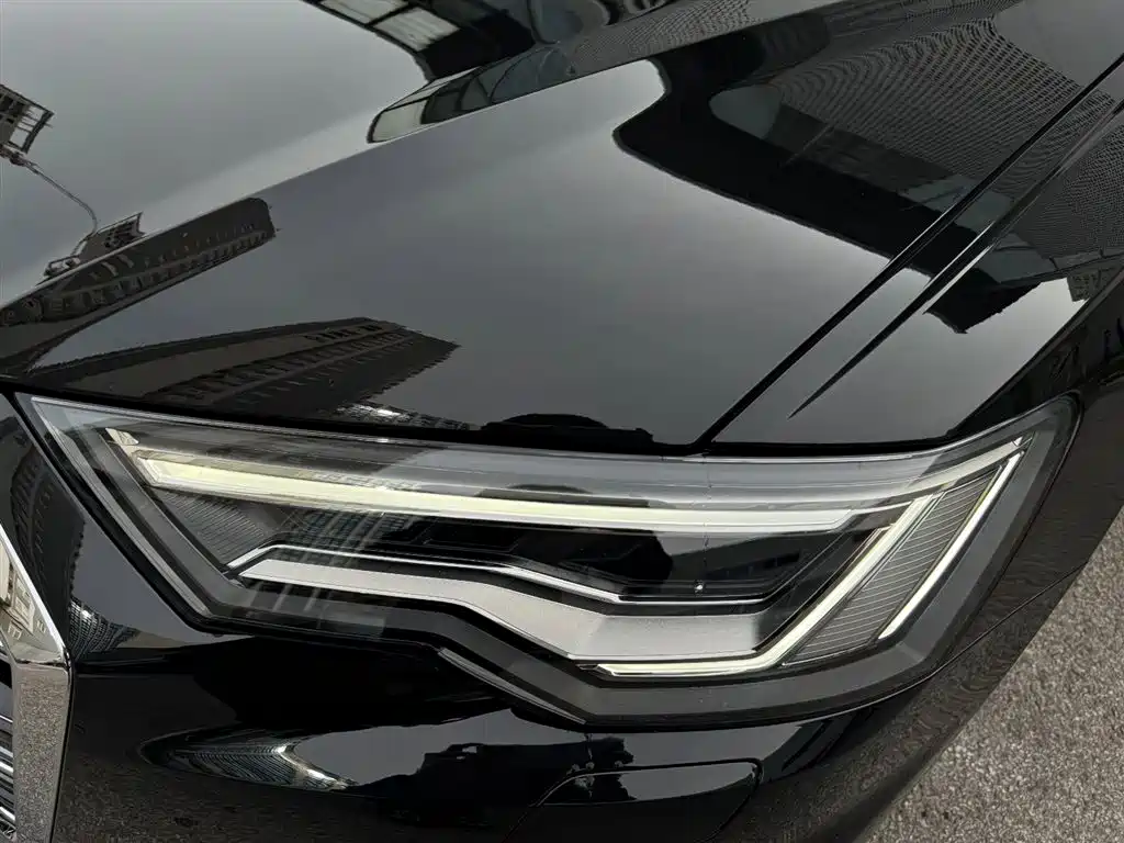 Audi A6L 2025 Model Year Facelift 40 TFSI Luxury Sport фото 4