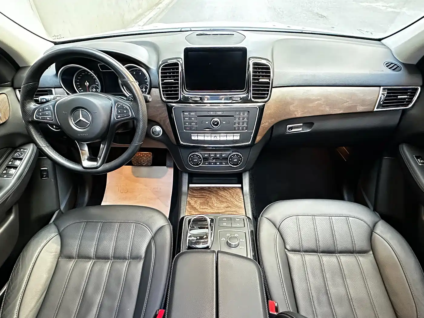 Mercedes-Benz GLE 2016 GLE 400 4MATIC фото 10