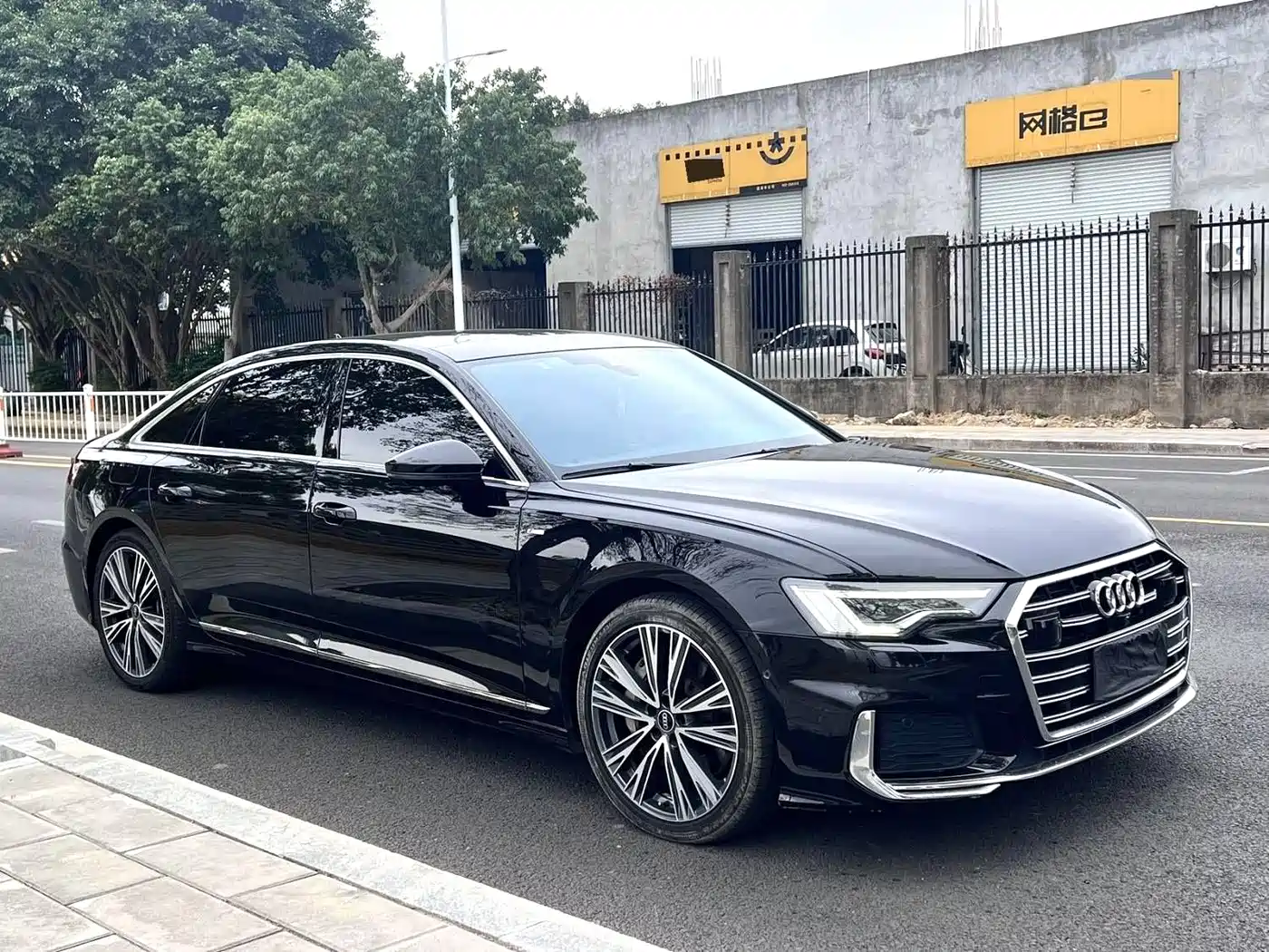 AUDI A6L
