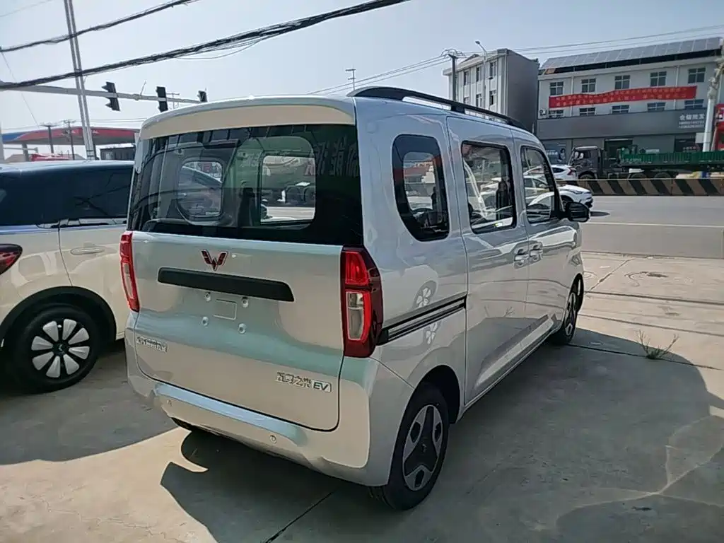 Wuling Motors Wuling Zhiguang NEV 2026 2025 Model Comfort