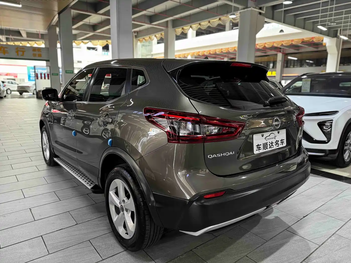 Nissan Qashqai 2024 2023 Model Classic 2.0L CVT XV Comfort