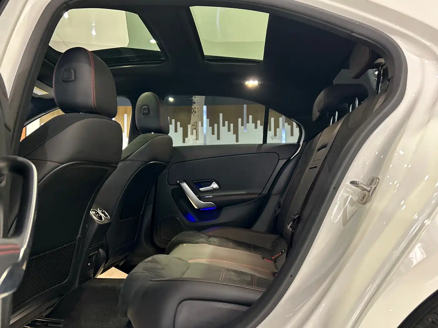 Mercedes-Benz A-Class 2024 Facelift A 200 L Fashion фото 18
