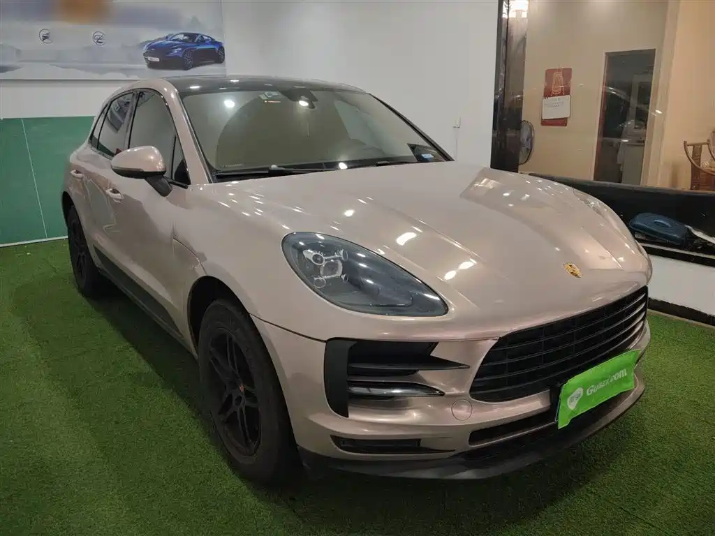 Porsche Macan 2018 Macan 2.0T фото 22