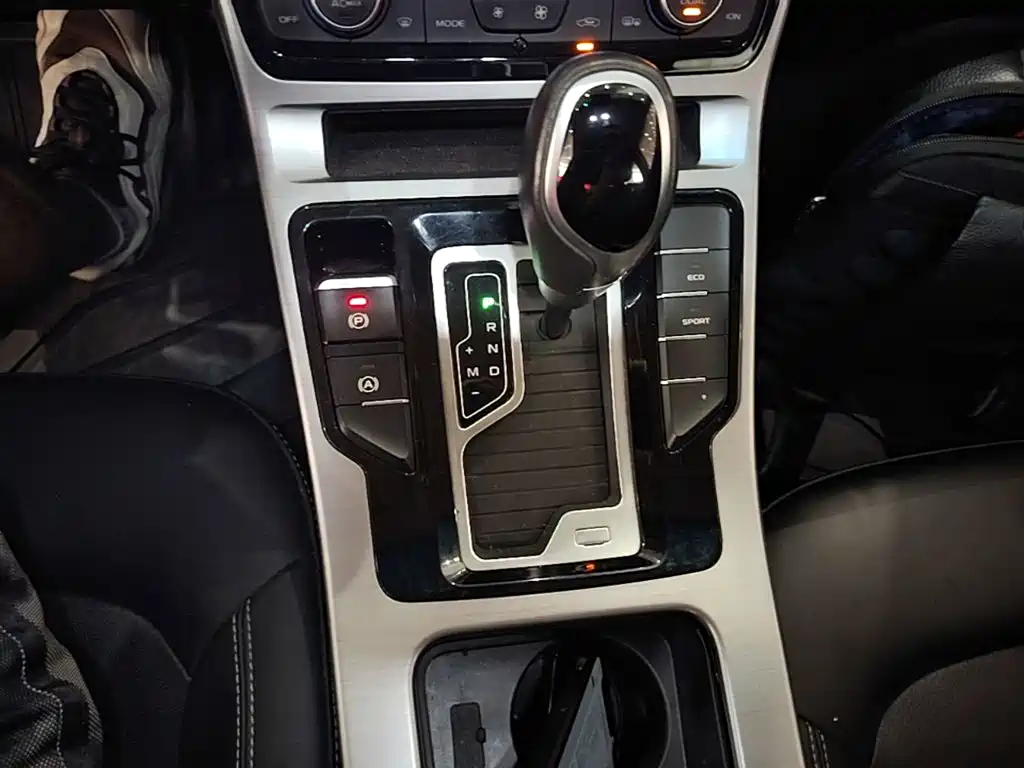 Geely Emgrand GL 2019 2019 1.4T CVT Elite Smart Enjoy Edition