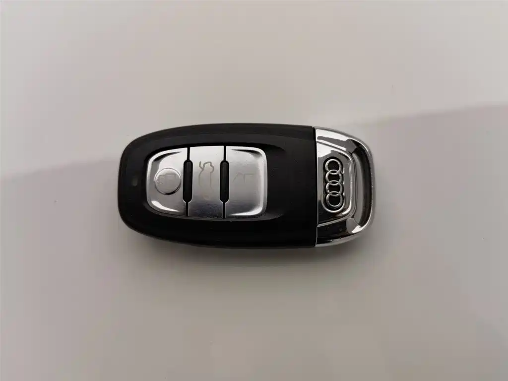 Audi A4L 2013 35 TFSI Automatic Standard фото 19