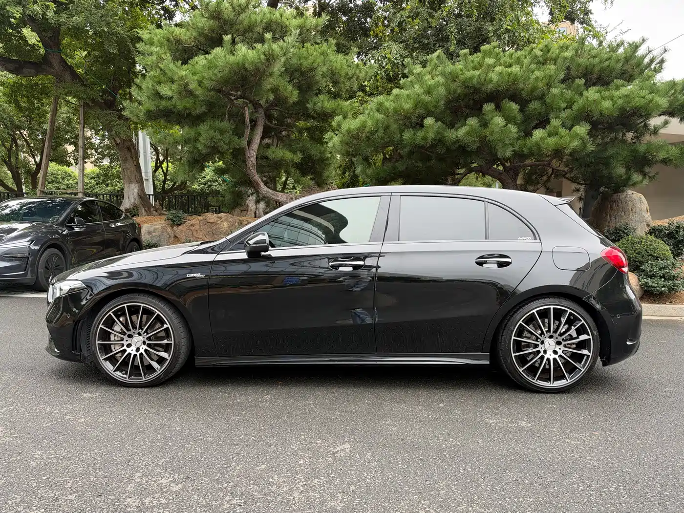 Mercedes-Benz A-Class AMG 2023 2022 AMG A 35 L 4MATIC