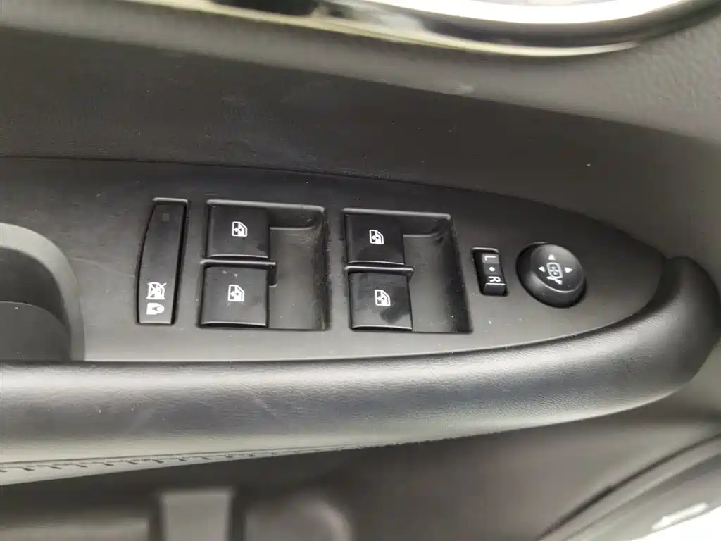 Cadillac ATS-L 2017 28T Technology фото 9