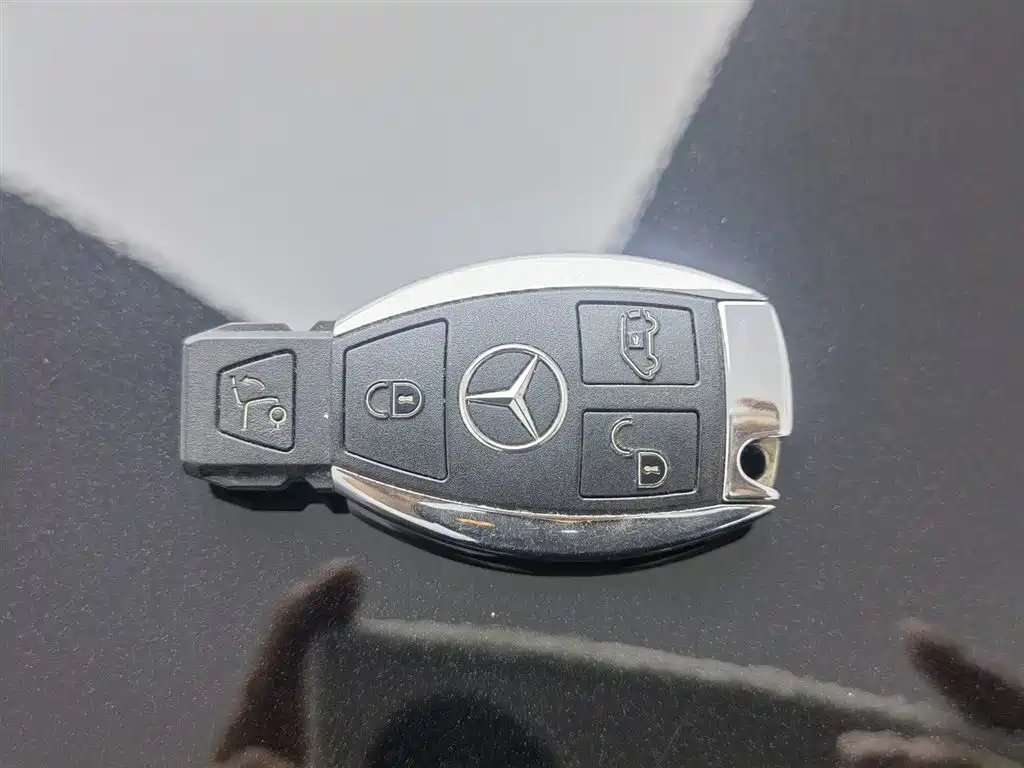 Mercedes-Benz V-Class 2018 V 260 Navigator Edition China VI фото 19