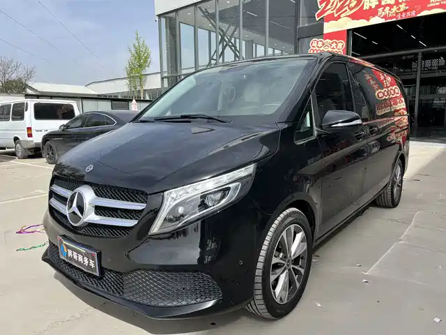 MERCEDES-BENZ V CLASS