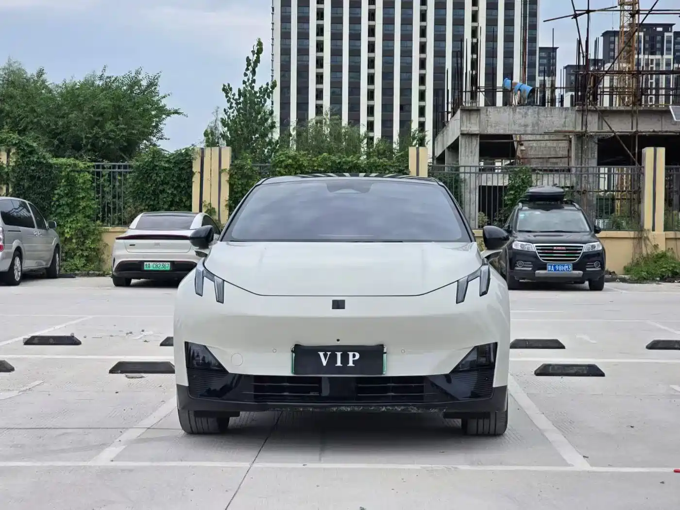 Photo 2 - Lynk & Co Z20