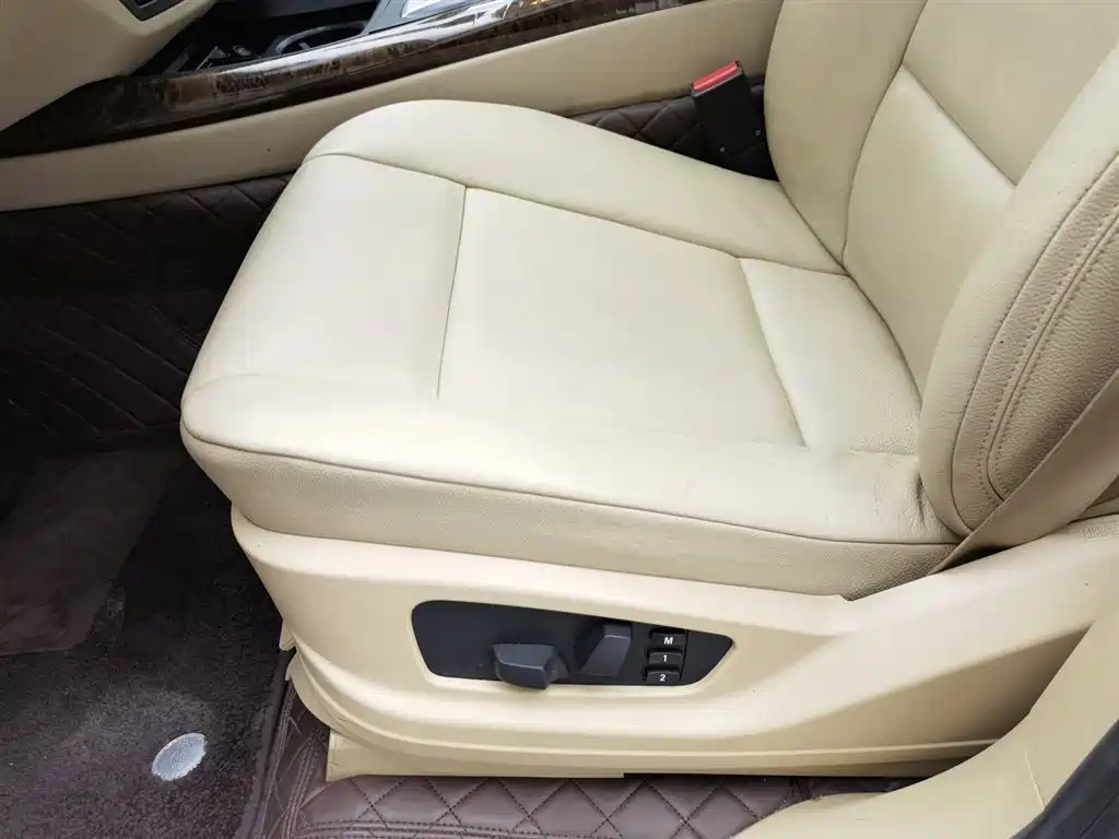 BMW X5 (Import) 2013 xDrive35i Leading фото 20