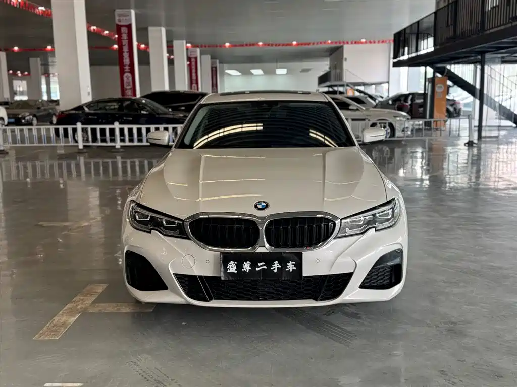 BMW 3 Series 2021 325Li M Sport Package фото 2