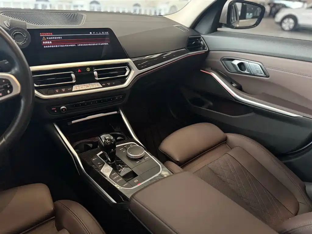 BMW 3 Series 2021 325Li M Sport Package фото 15