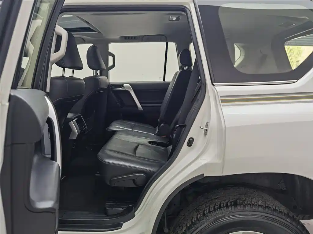 Toyota Prado 2018 3.5L Auto TX-L фото 15