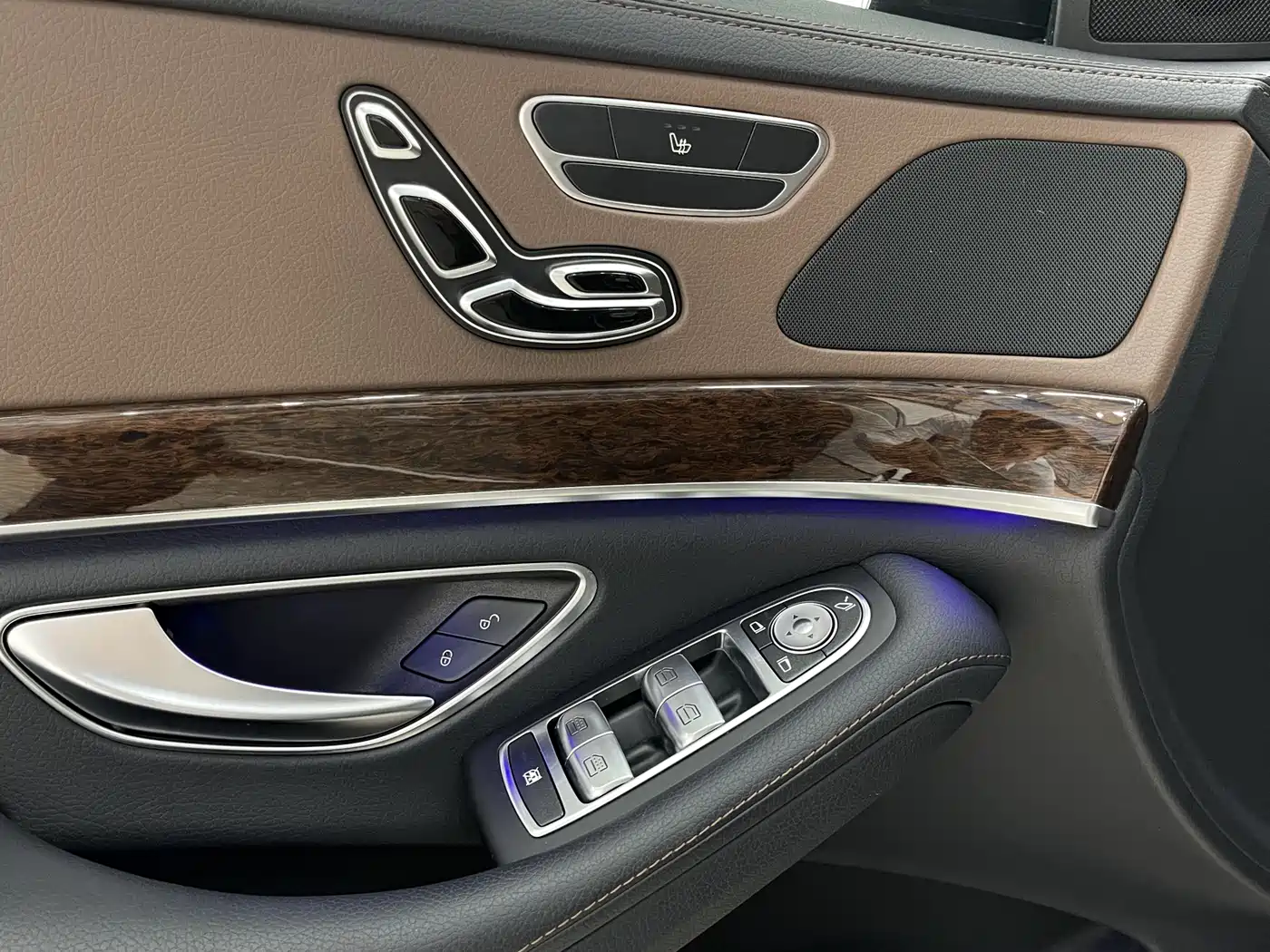 Mercedes-Benz S-Class 2017 S 320 L Business Upgrade Edition фото 15