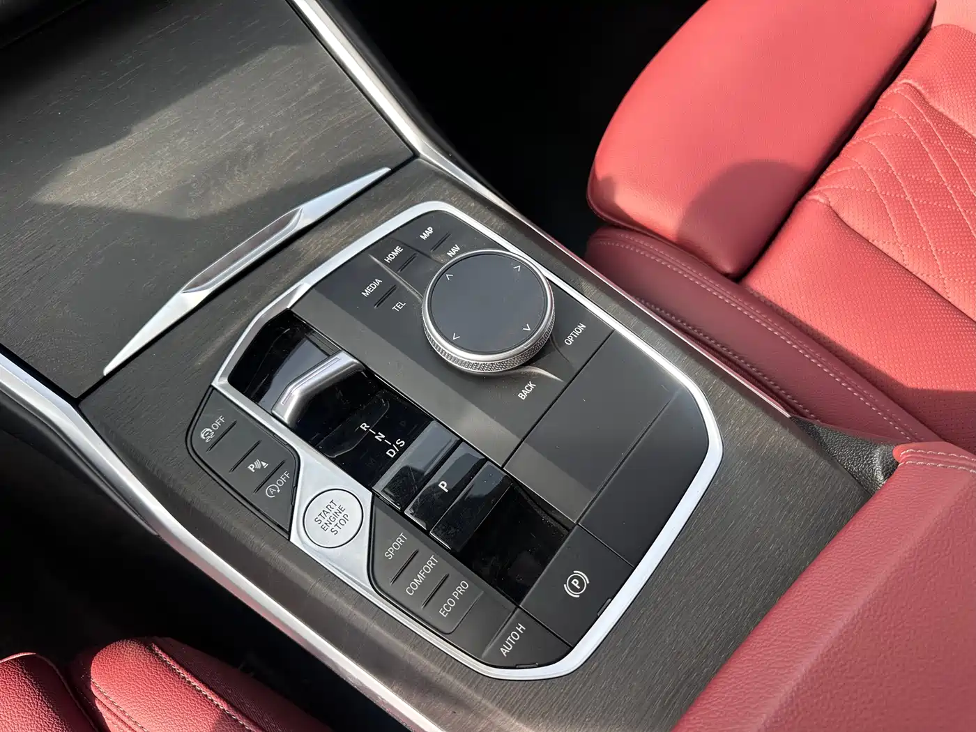 BMW 3 Series 2024 325i M Sport Package фото 5