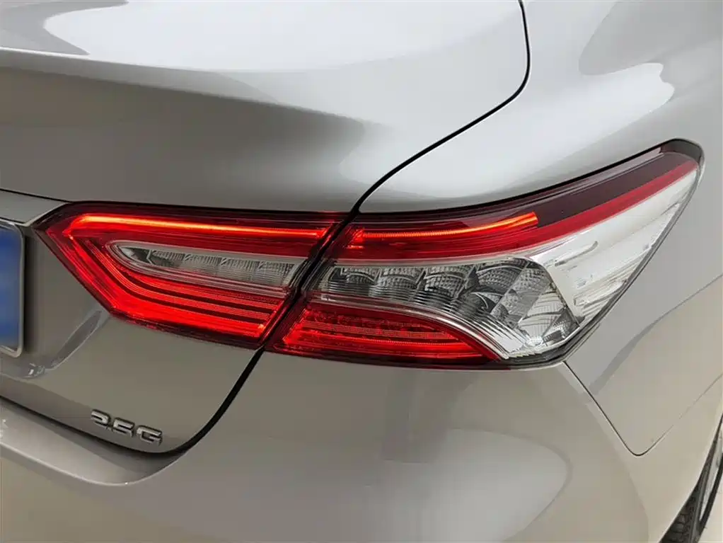 Toyota Camry 2019 2.5G Luxury Edition China VI фото 11