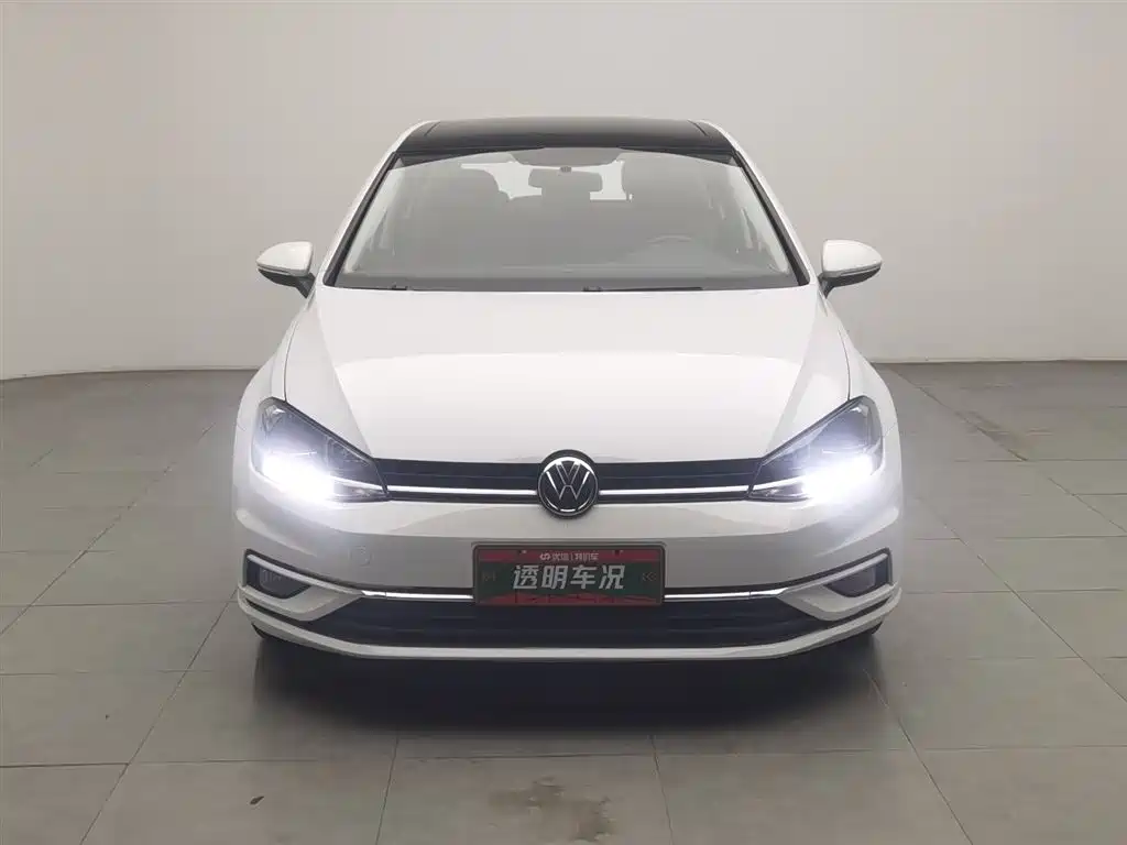 Volkswagen Golf 2018 1.6L Automatic Comfort фото 3
