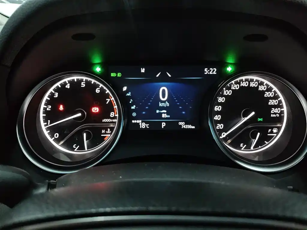 Toyota Camry 2021 2.0G Luxury Edition фото 12