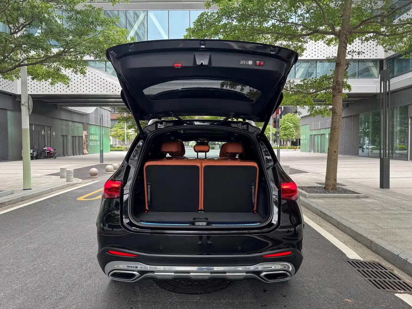 Mercedes-Benz GLC 2025 Facelift GLC 300 L 4MATIC Dynamic 7-seater фото 8