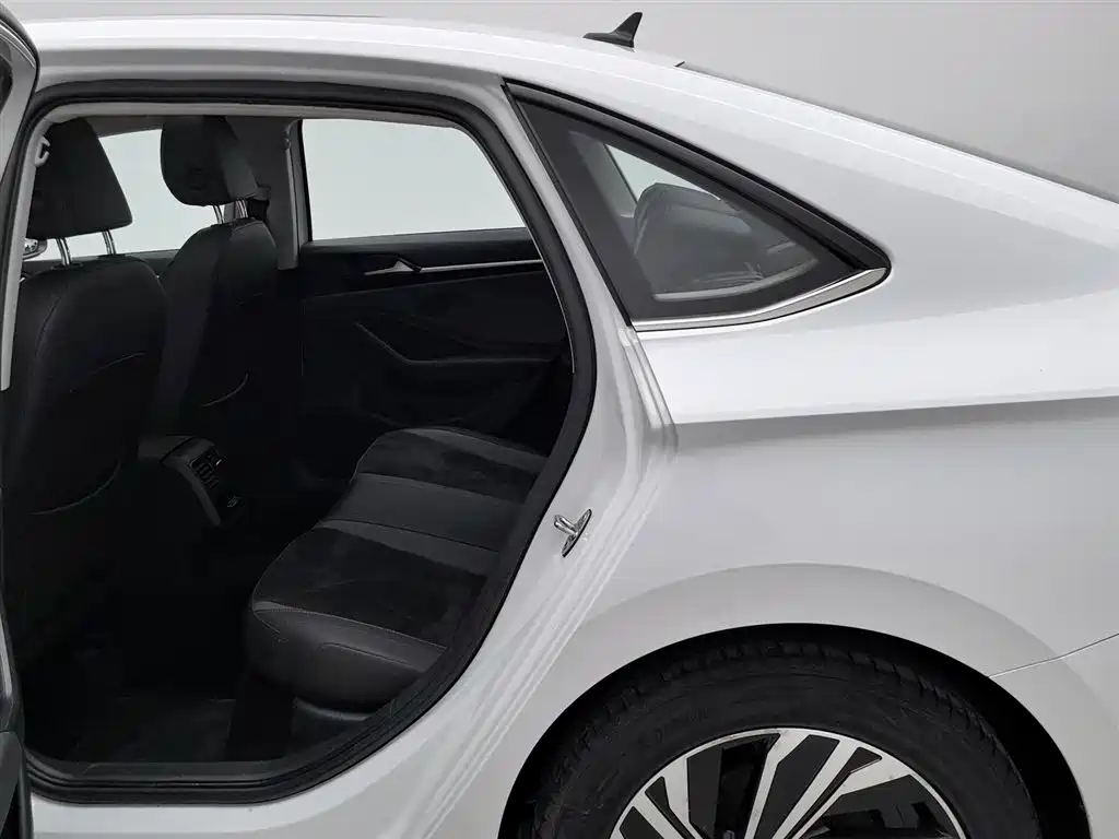 Volkswagen Sagitar 2021 280TSI DSG Luxury Smart Connect фото 15