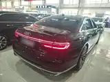 Фото 7 - Audi A8