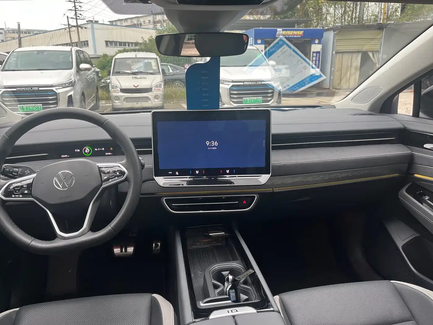 VOLKSWAGEN ID.7 VIZZION