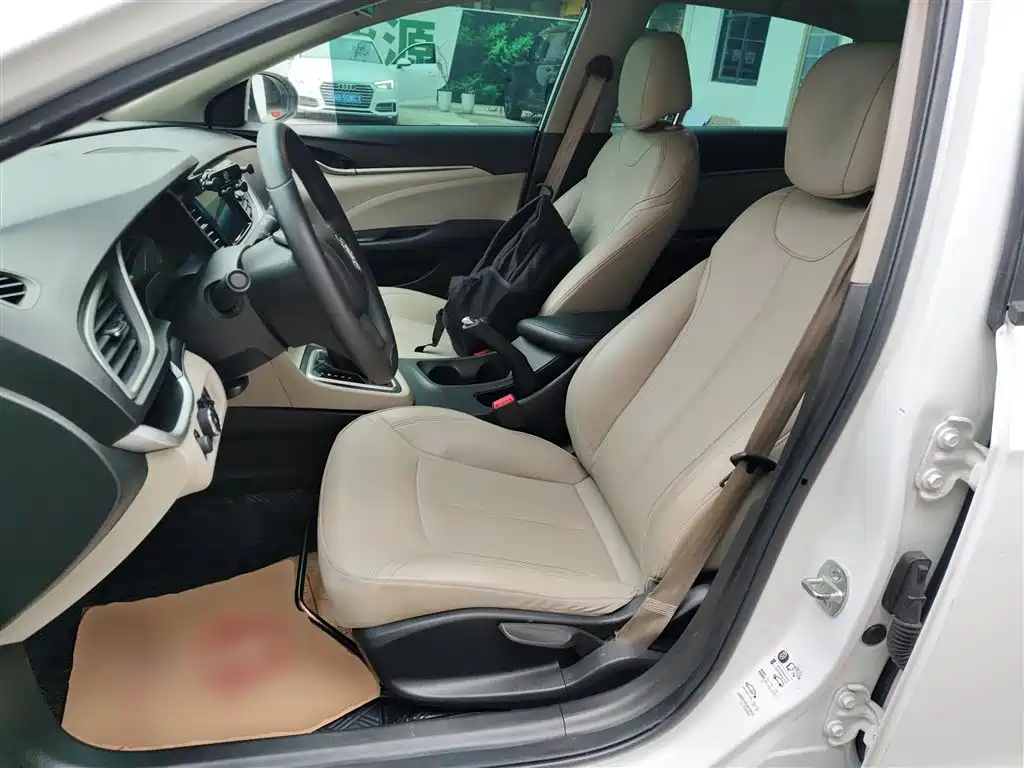 Buick Excelle 2021 Exemplar 1.5L Auto Elite фото 11