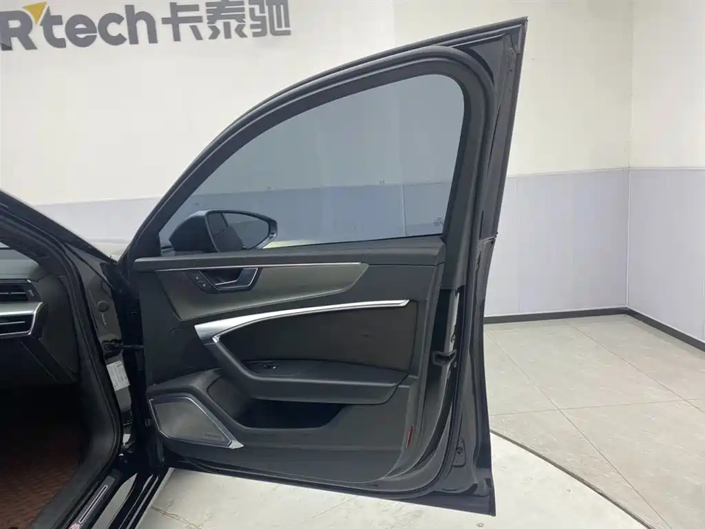Audi A6L 2020 45 TFSI Premium Elegance фото 16