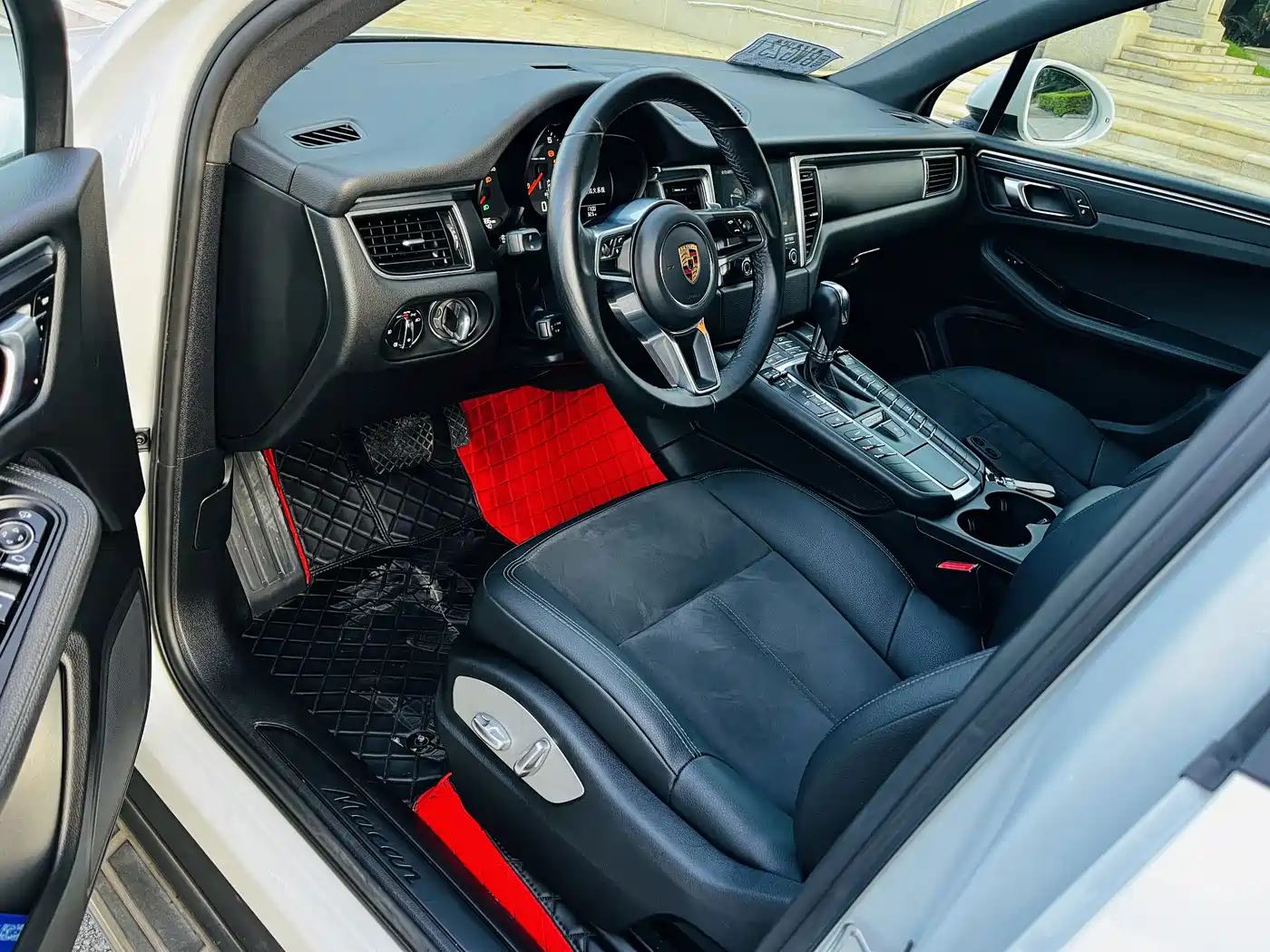 Porsche Macan 2017 Macan 2.0T фото 5