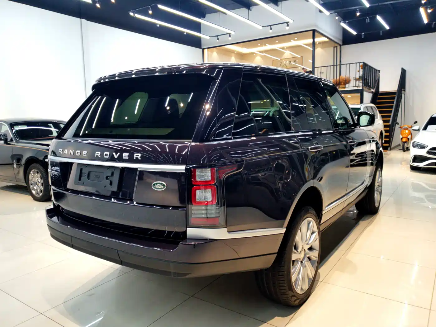 Land Rover Range Rover 2014 3.0 SC V6 Vogue фото 6